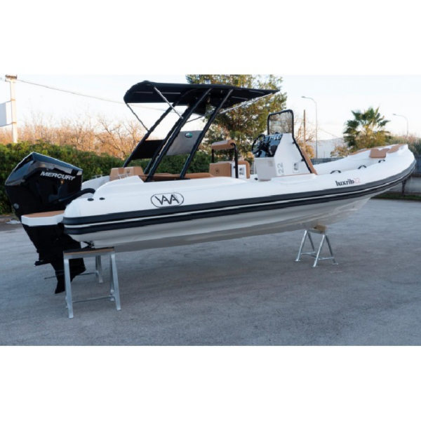 AQVA Boats luxrib22